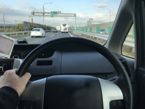 自分で浮気調査できる！バレないGPS